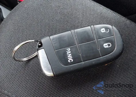 2019 Jeep Renegade Sport 4X4 z USA, uszkodzony, nr VIN ZACNJBAB5KPJ76146